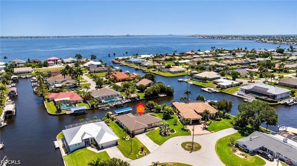 2534 SE 24th Place Cape Coral FL 33904
