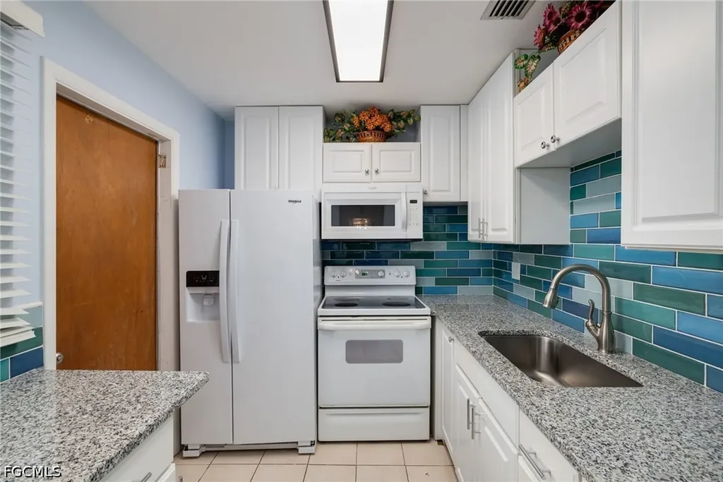 1214 Tropic Terrace North Fort Myers FL 33903