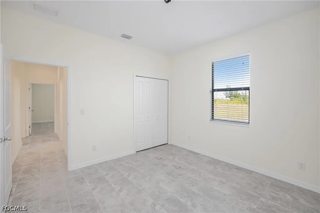 2102 NW 6th Place Cape Coral FL 33993