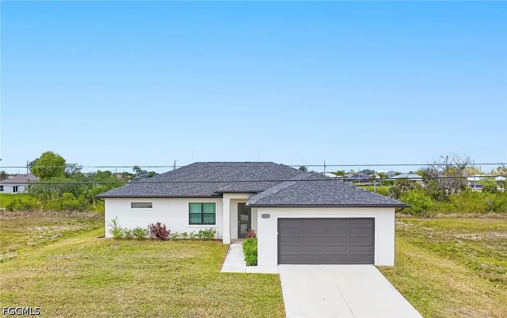 2102 NW 6th Place Cape Coral FL 33993