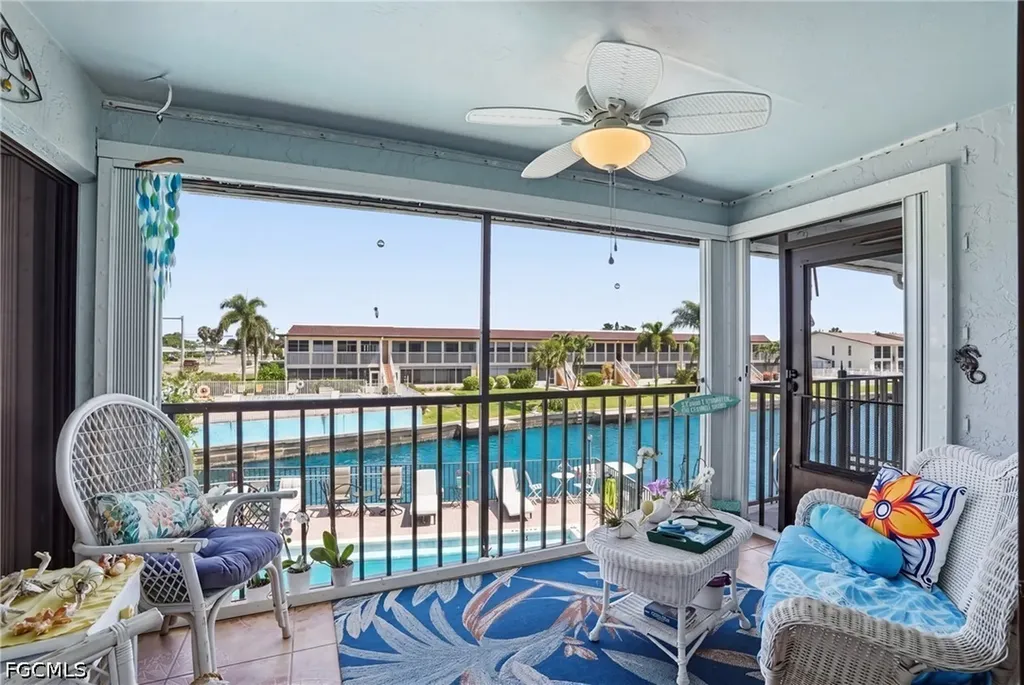 Cape Coral FL, 1205 SE 46th Lane, Unit 201