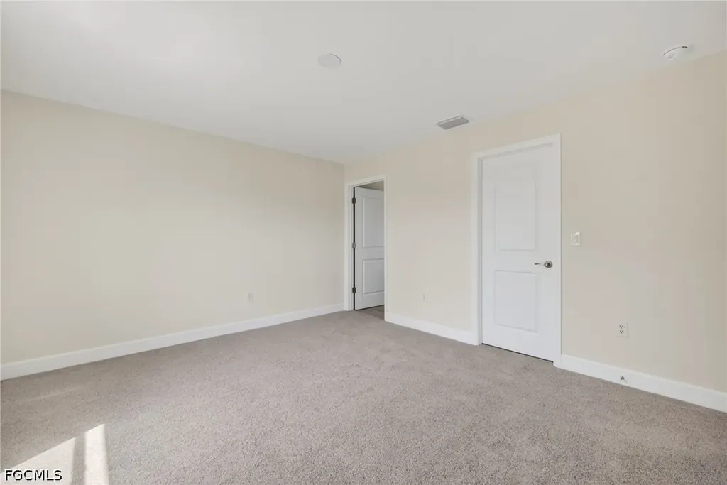 2518 NW 19th Place Cape Coral FL 33993