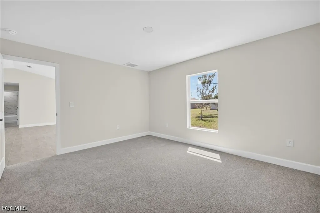 2518 NW 19th Place Cape Coral FL 33993
