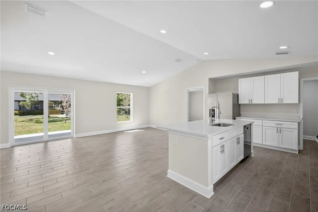 2518 NW 19th Place Cape Coral FL 33993