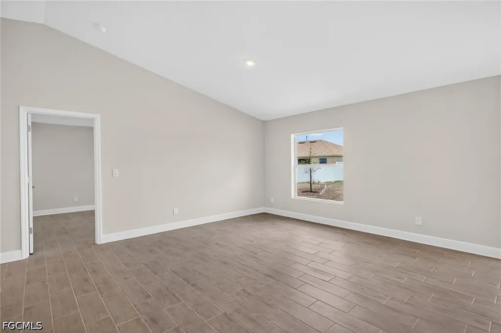 2223 NW 7th Place Cape Coral FL 33993