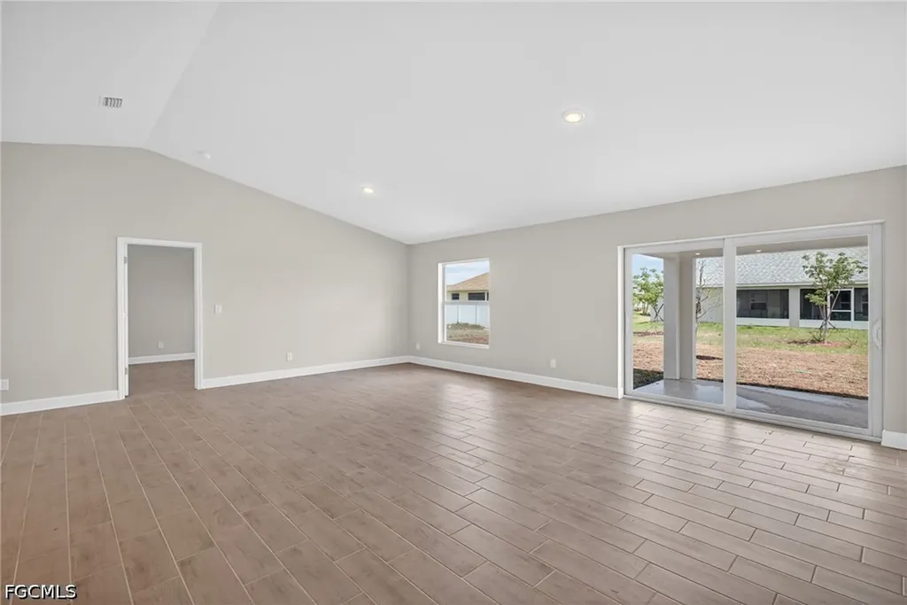 2223 NW 7th Place Cape Coral FL 33993
