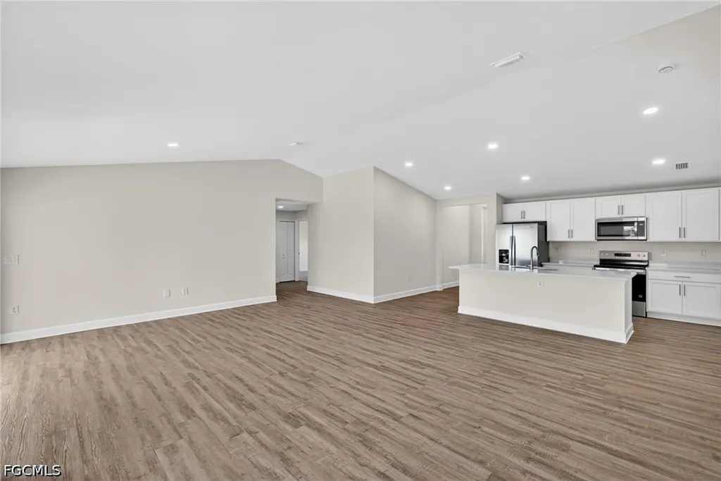 1726 NW 3rd Street Cape Coral FL 33993