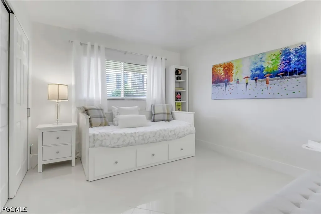 9 High Point Circle N Naples FL 34103