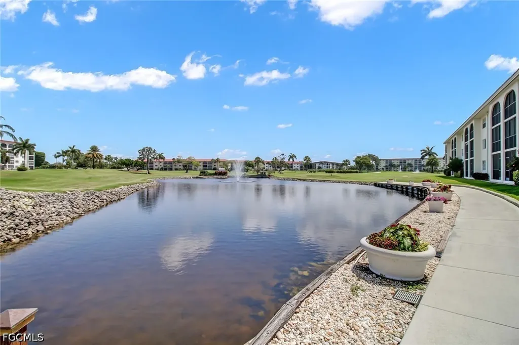 9 High Point Circle N Naples FL 34103