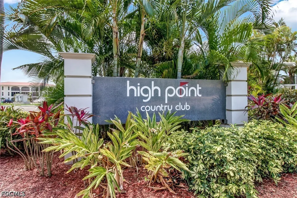 9 High Point Circle N Naples FL 34103