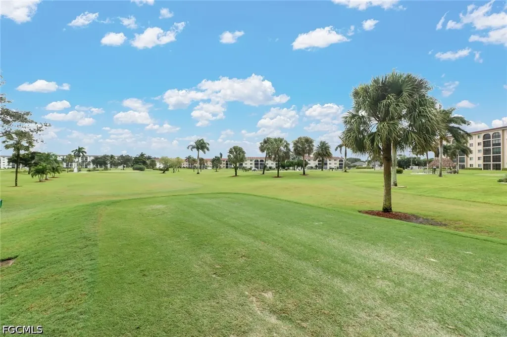 9 High Point Circle N Naples FL 34103