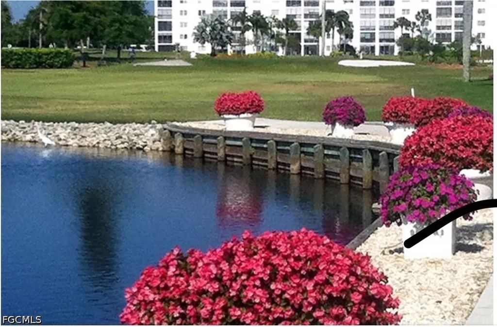 9 High Point Circle N Naples FL 34103