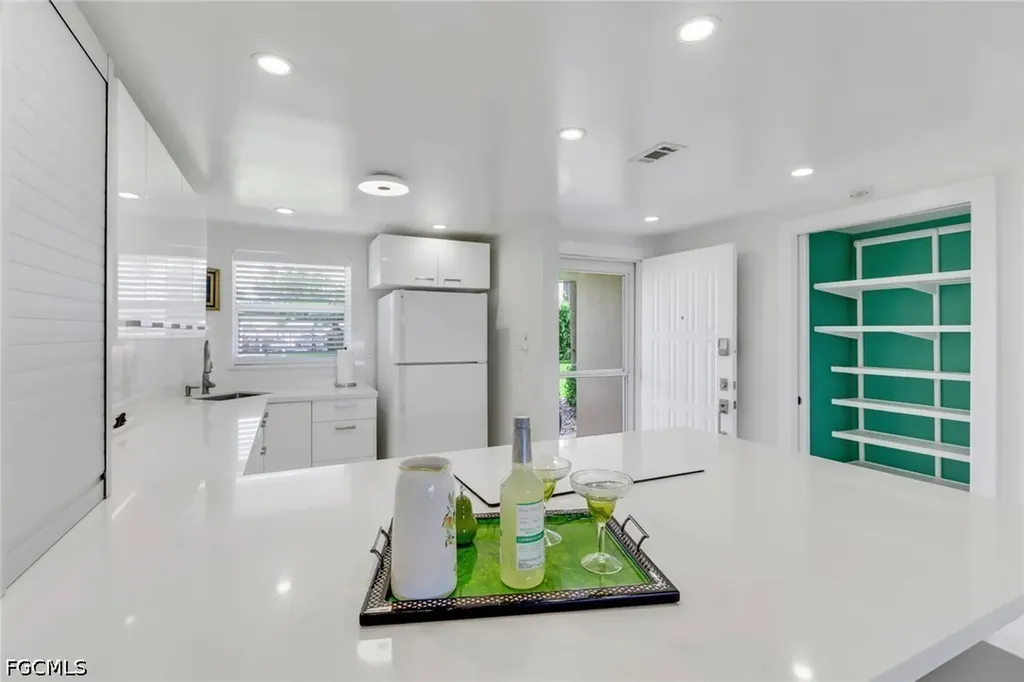 9 High Point Circle N Naples FL 34103