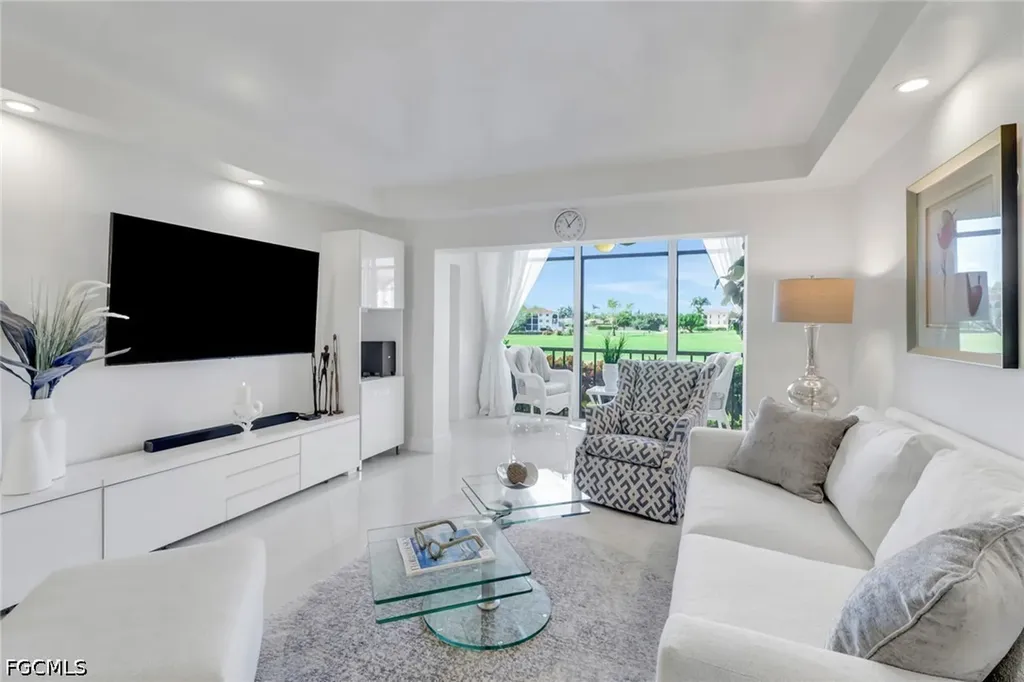 9 High Point Circle N Naples FL 34103