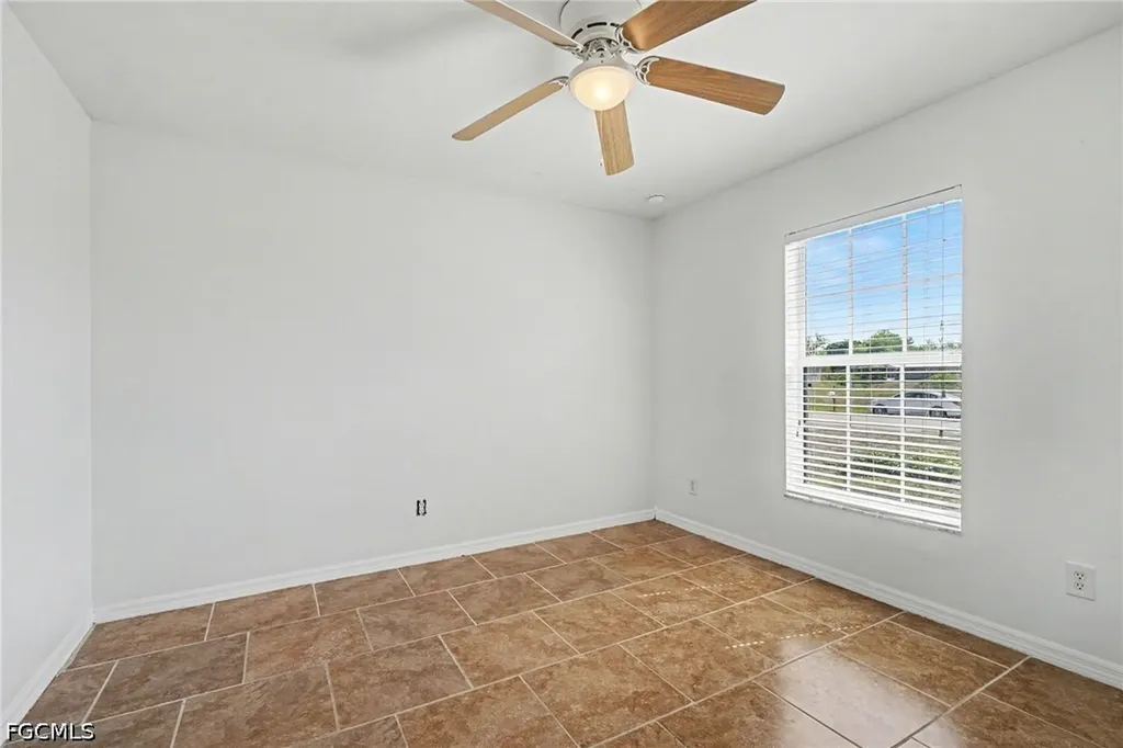 1702 NW 7th Avenue Cape Coral FL 33993