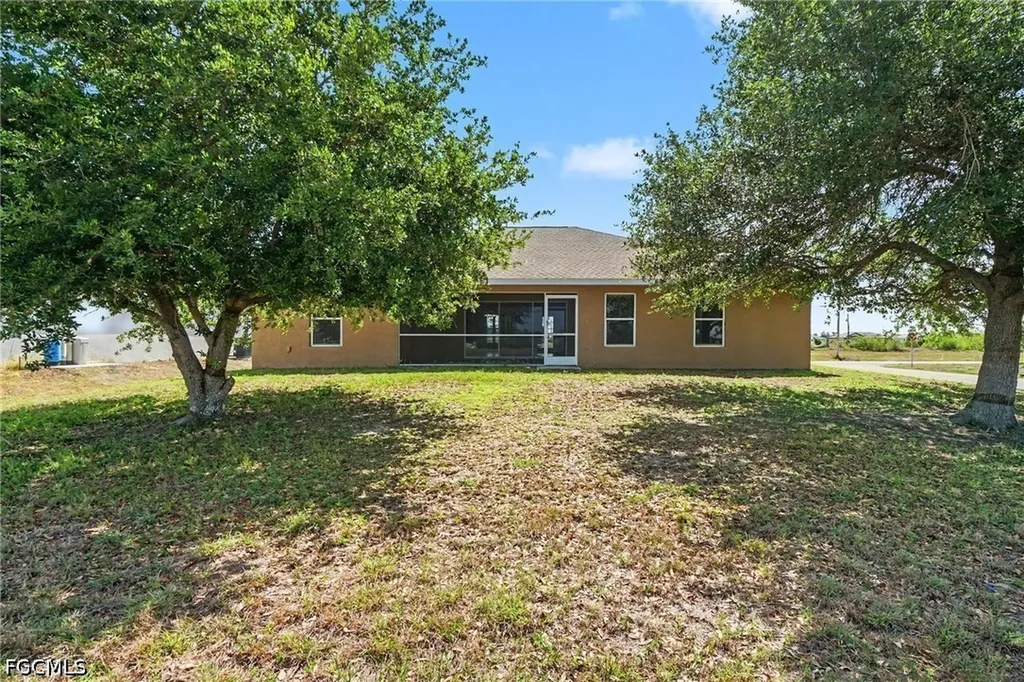 1702 NW 7th Avenue Cape Coral FL 33993