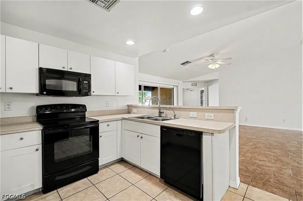 1702 NW 7th Avenue Cape Coral FL 33993
