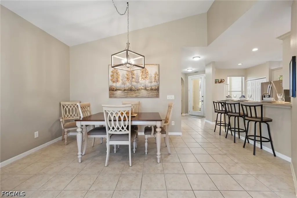 4342 Avian Avenue Fort Myers FL 33916