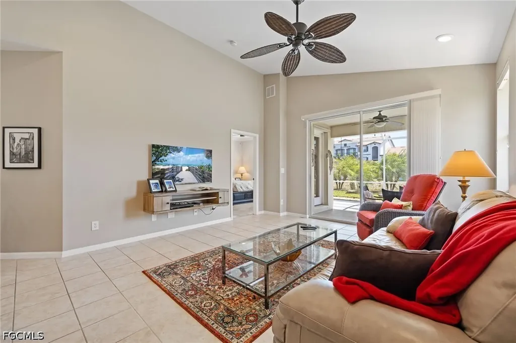 4342 Avian Avenue Fort Myers FL 33916