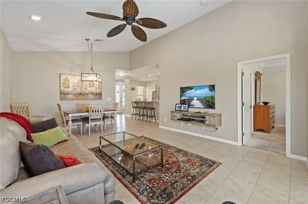 4342 Avian Avenue Fort Myers FL 33916