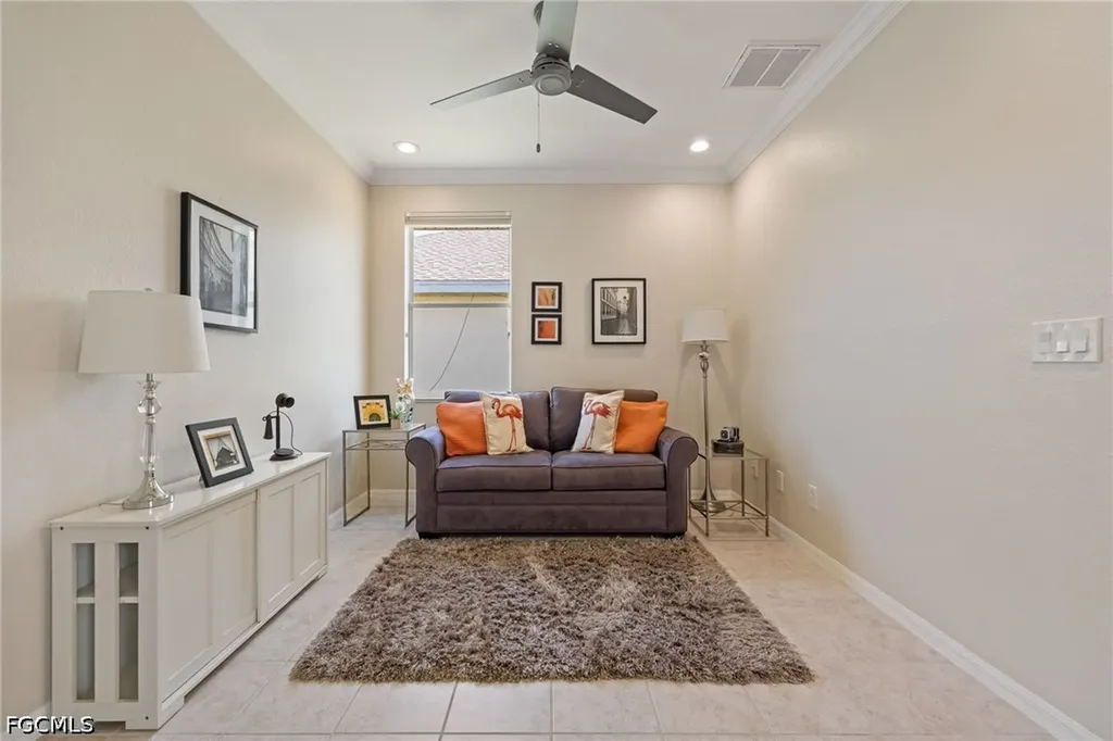 4342 Avian Avenue Fort Myers FL 33916