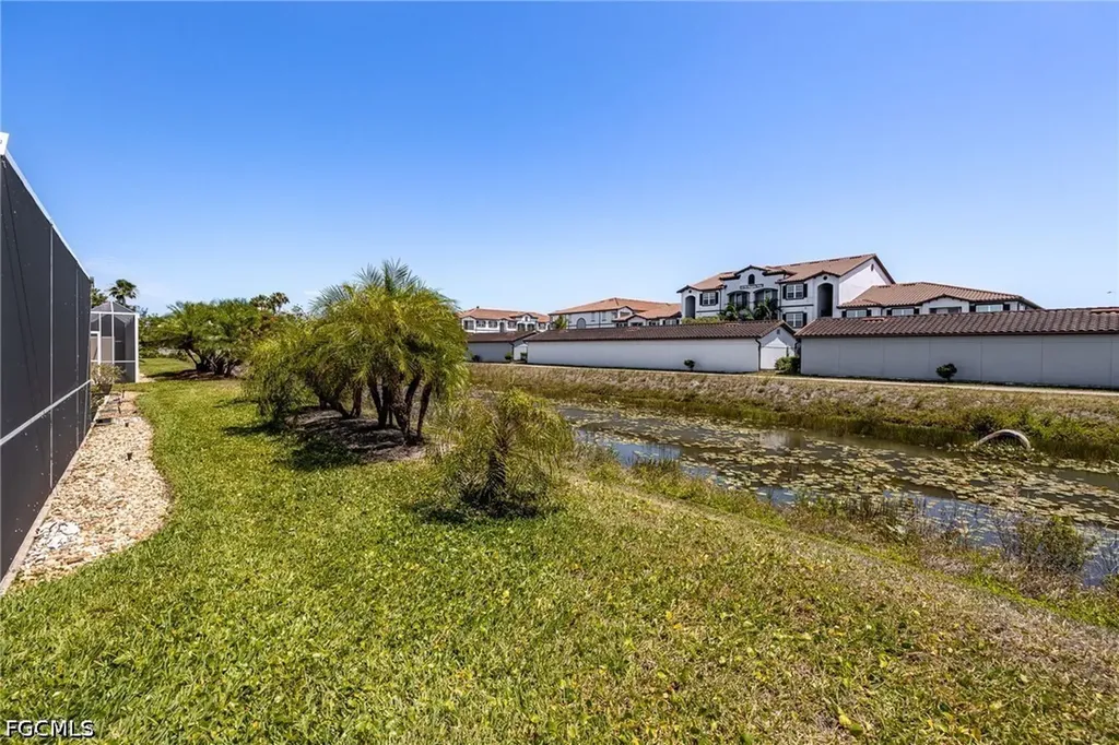 4342 Avian Avenue Fort Myers FL 33916