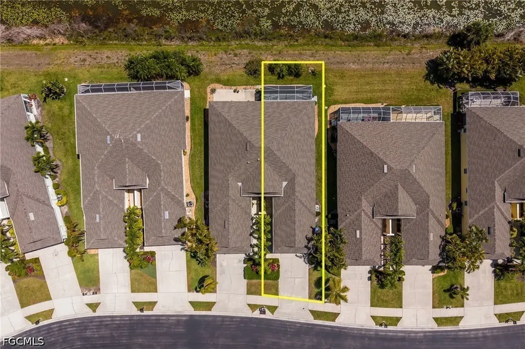 4342 Avian Avenue Fort Myers FL 33916