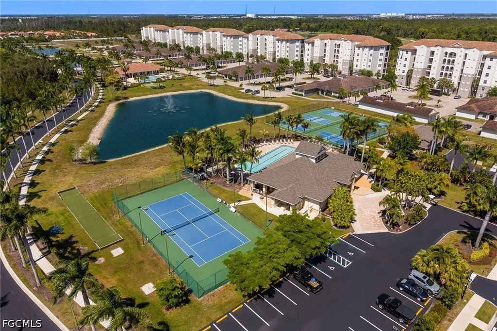 4342 Avian Avenue Fort Myers FL 33916