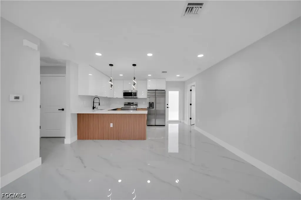 1042 Darlington Street Lehigh Acres FL 33974
