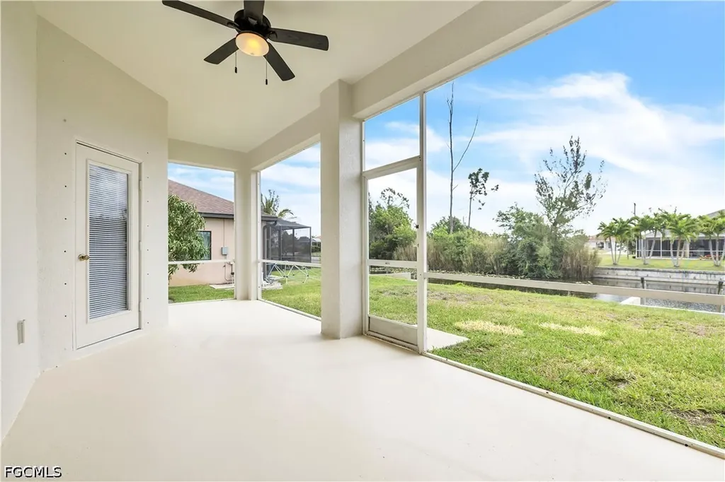 1413 SW 3rd Avenue Cape Coral FL 33991