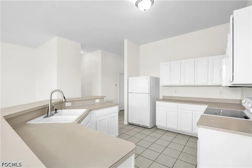 1413 SW 3rd Avenue Cape Coral FL 33991