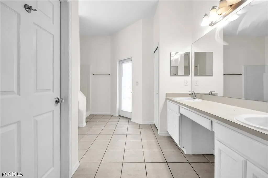 1413 SW 3rd Avenue Cape Coral FL 33991