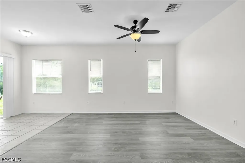 1413 SW 3rd Avenue Cape Coral FL 33991
