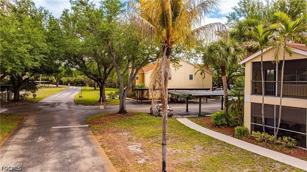 12561 Equestrian Circle Fort Myers FL 33907