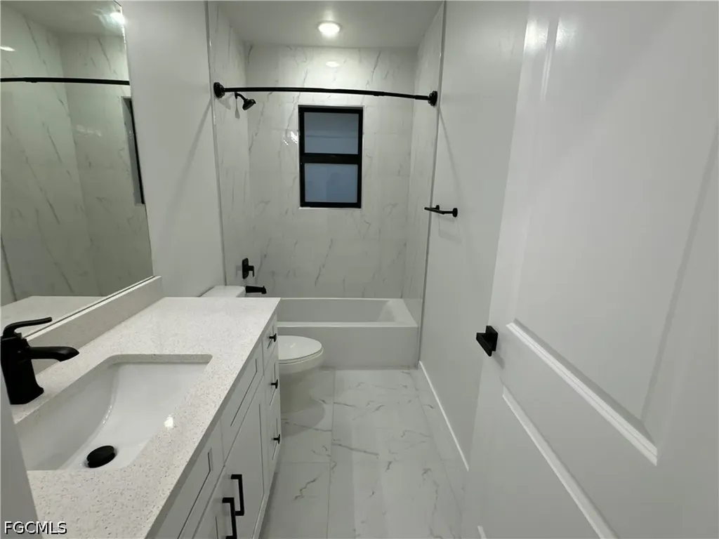 1775 Glenway Court Fort Myers FL 33916