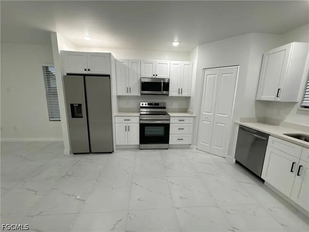1775 Glenway Court Fort Myers FL 33916