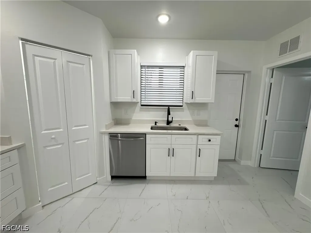 1775 Glenway Court Fort Myers FL 33916