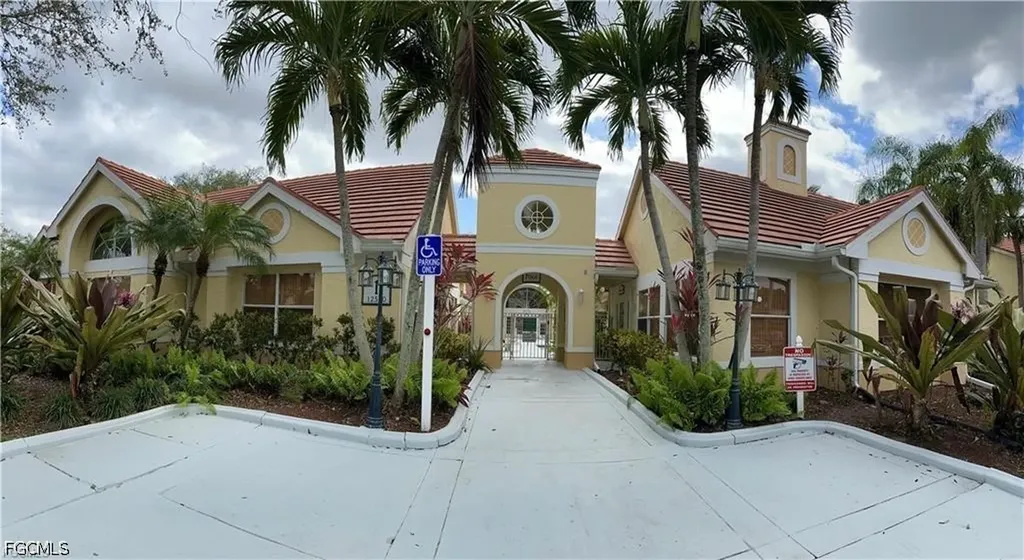 12750 Equestrian Circle Fort Myers FL 33907