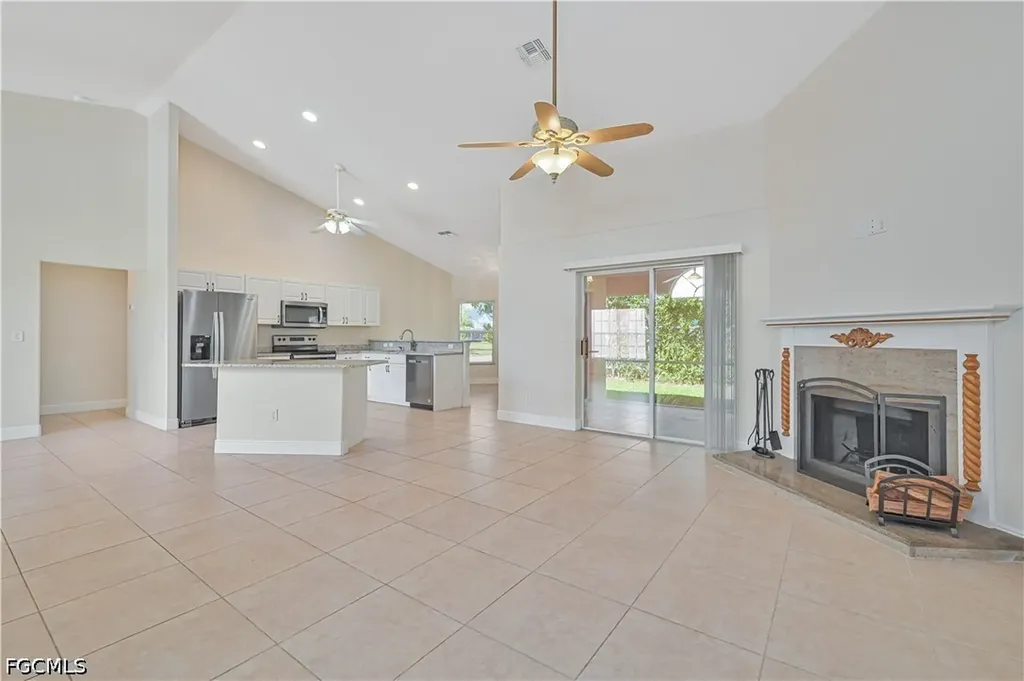2236 SW 14th Place Cape Coral FL 33991