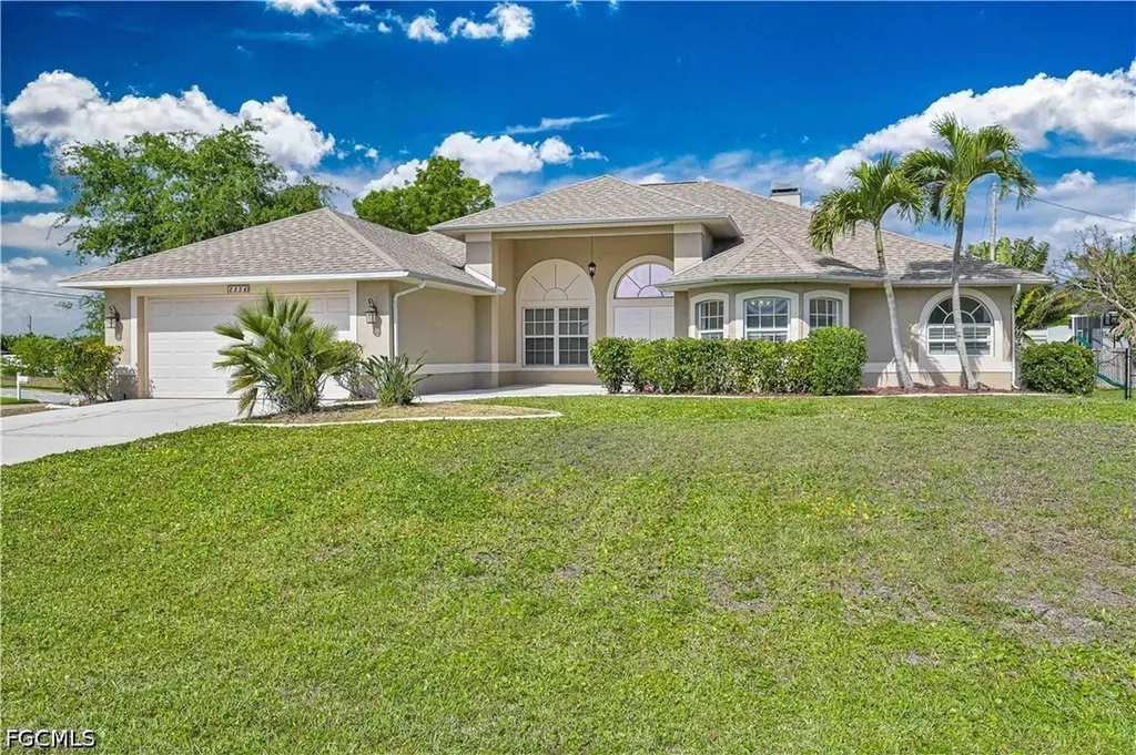 2236 SW 14th Place Cape Coral FL 33991