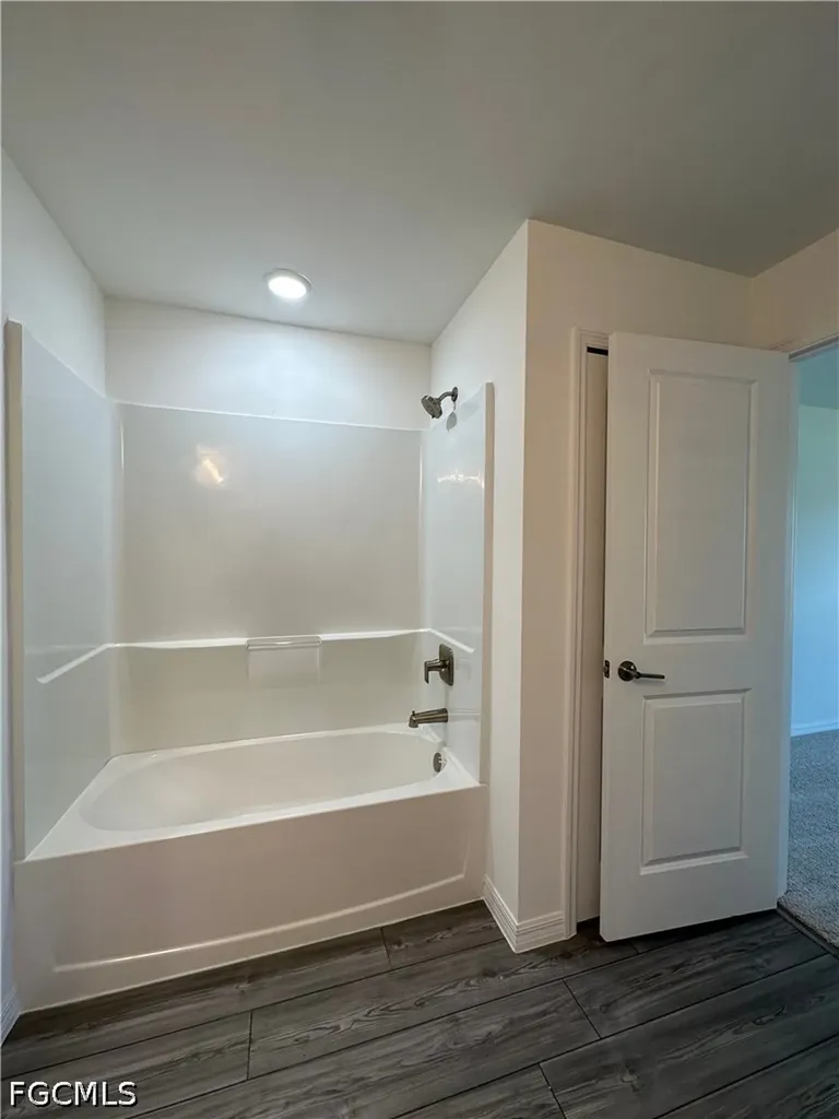 2604 NW 8th Place Cape Coral FL 33993