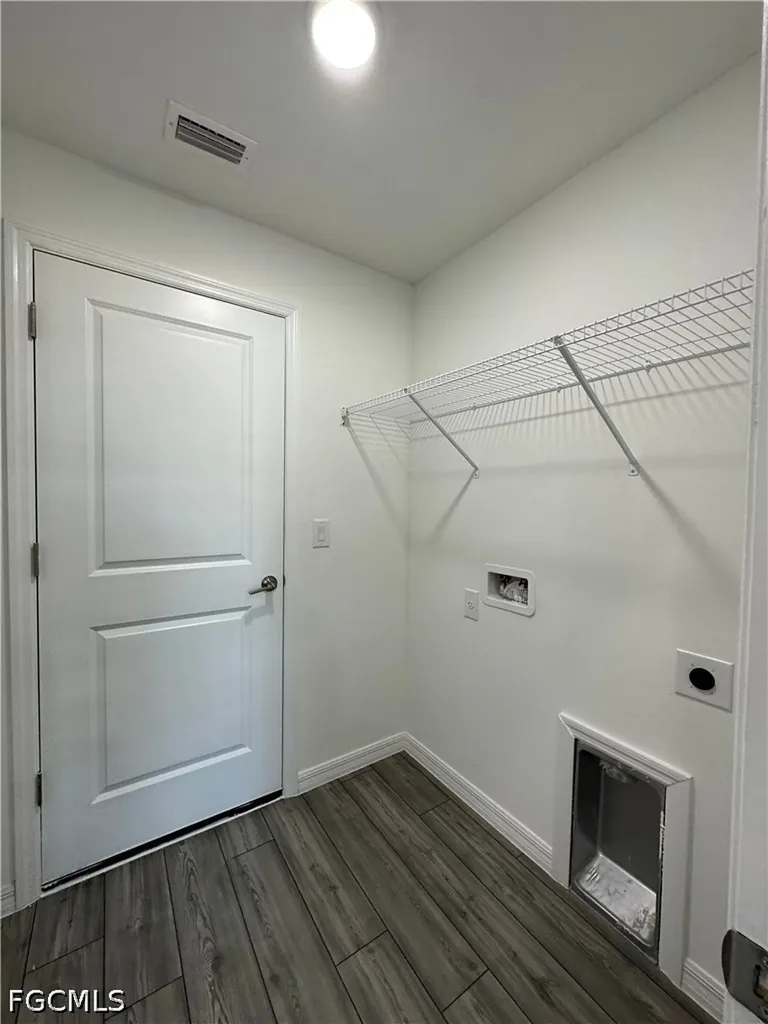 2604 NW 8th Place Cape Coral FL 33993