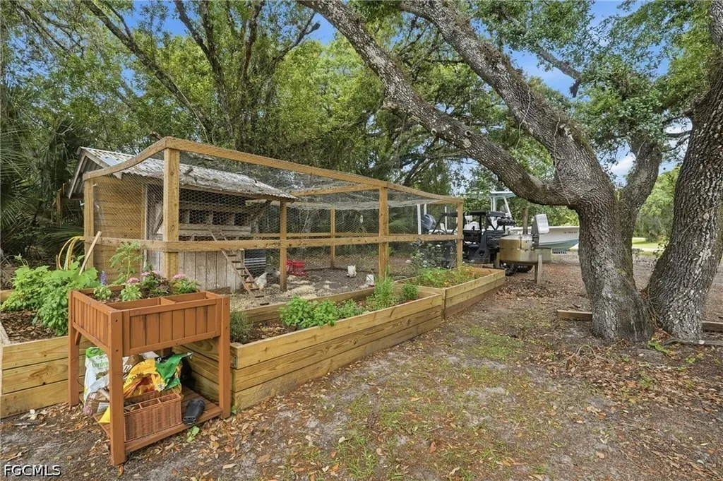 1236 March Lane Labelle FL 33935