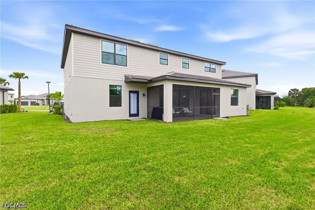 10984 Elmtree Loop Fort Myers FL 33913
