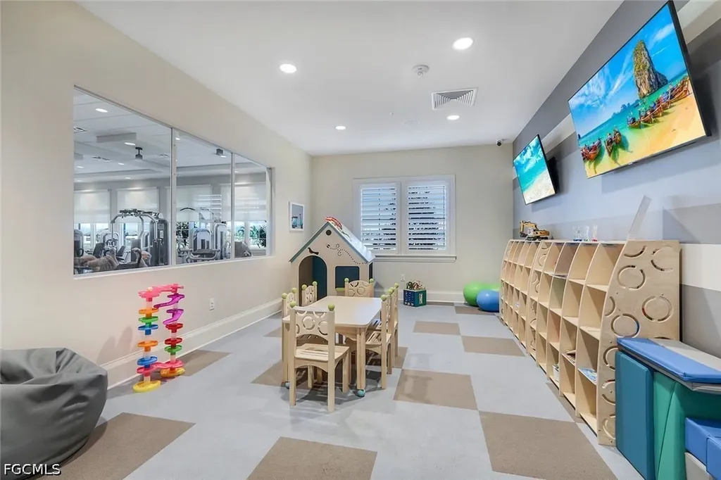 10984 Elmtree Loop Fort Myers FL 33913