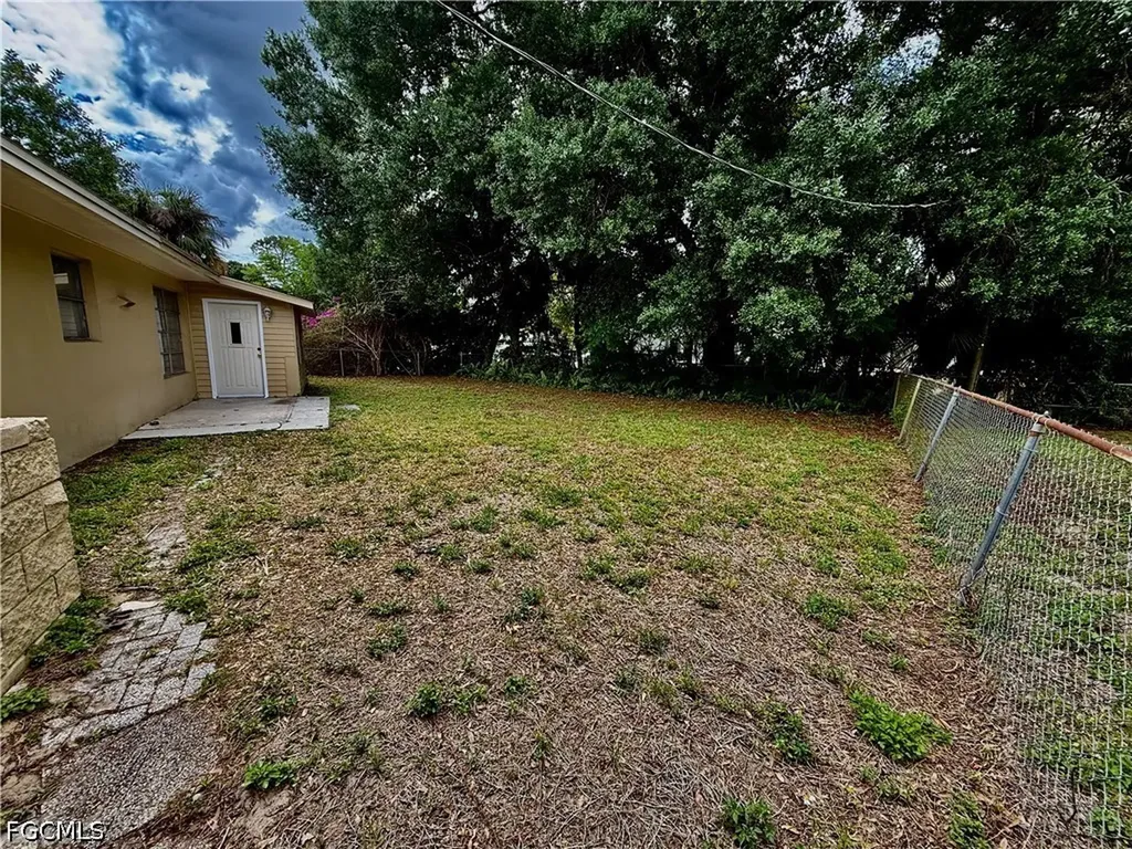 706 E 3rd Street Lehigh Acres FL 33936