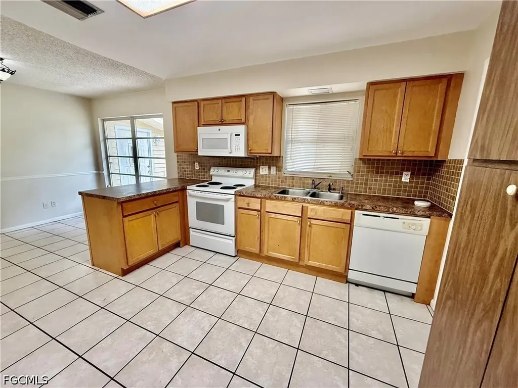 706 E 3rd Street Lehigh Acres FL 33936