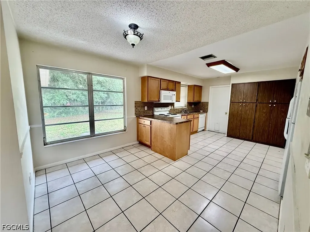 706 E 3rd Street Lehigh Acres FL 33936