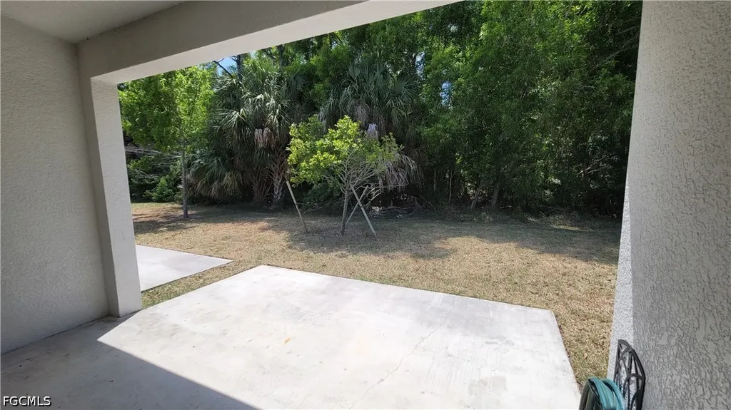 3208 SW 17th Place Cape Coral FL 33914