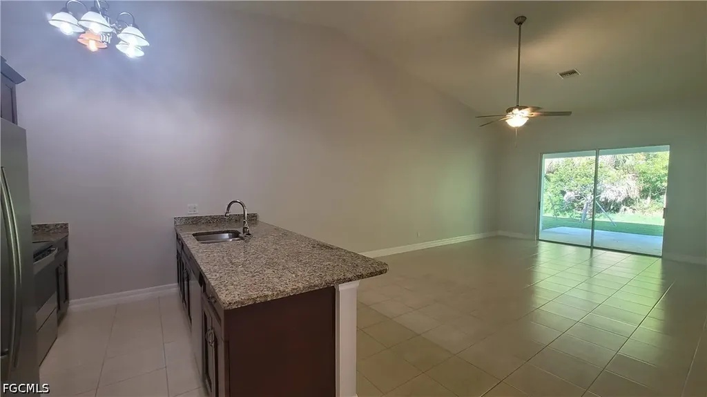 3208 SW 17th Place Cape Coral FL 33914